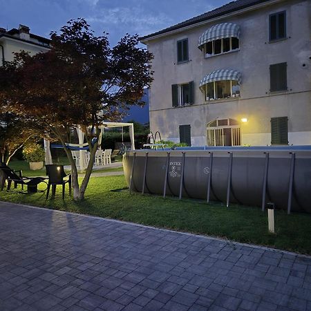 Lago Maggiore, Leggiuno, Ampio Appartamento 외부 사진